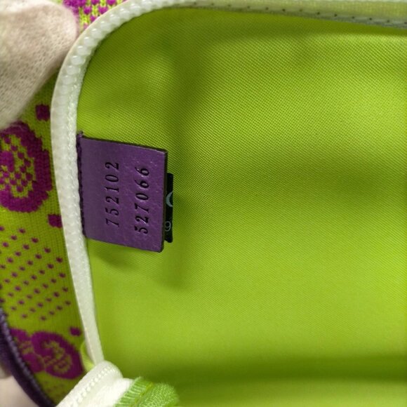 Authentic Gucci Waist Pouch Green Nylon mon559-111025 - Picture 15 of 16